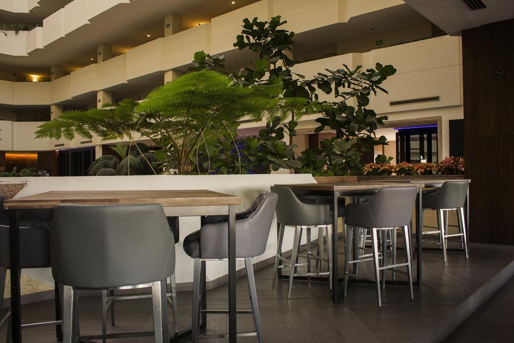 Hs Hotsson Hotel León Kültér fotó